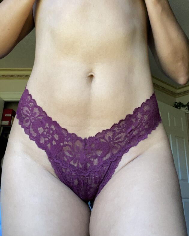 Chloe's Maroon Floral Lace Thong