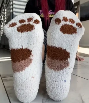 Selena’s Fluffy Cat Paw Socks